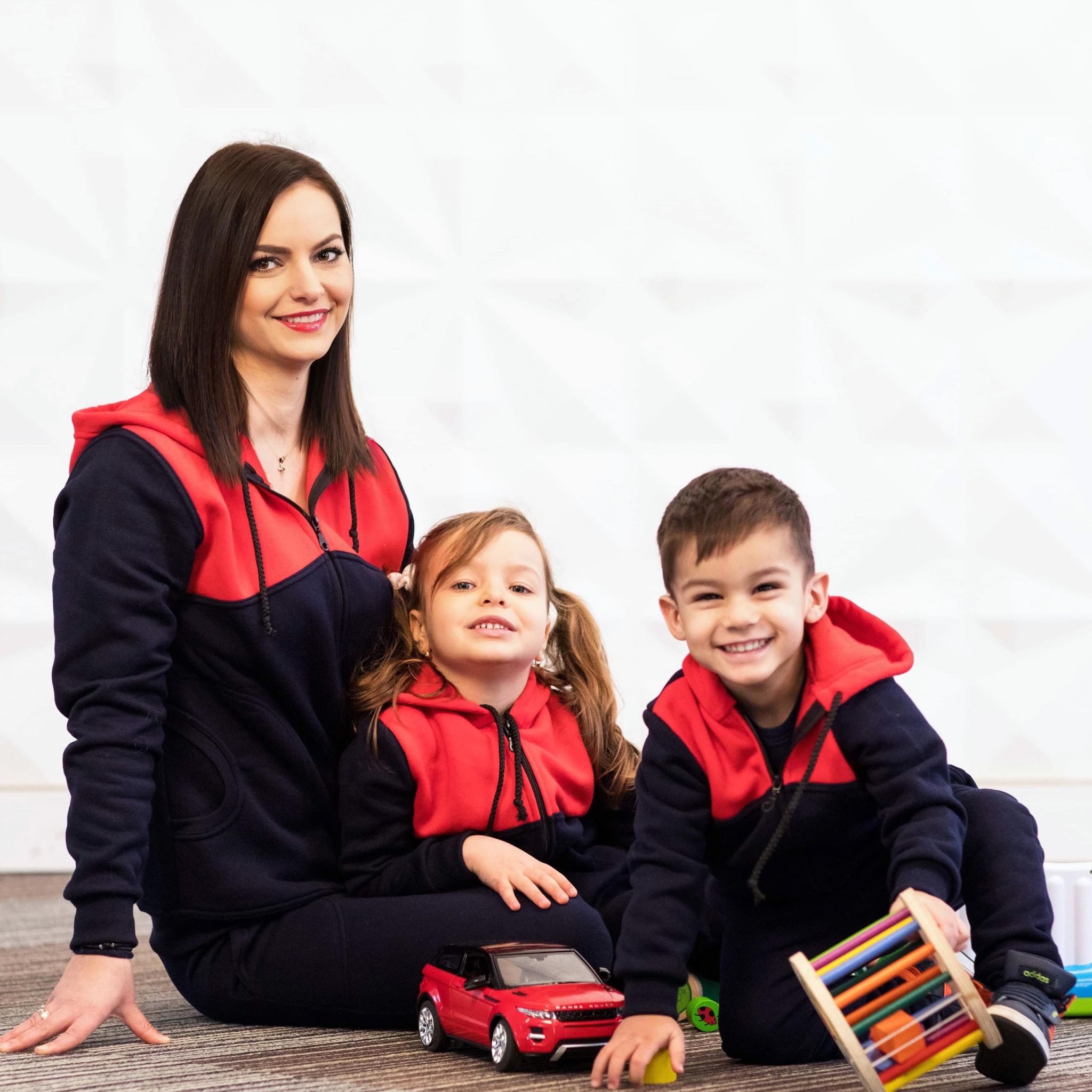 Set Treninguri Family – Bleumarin cu Placute Rosii