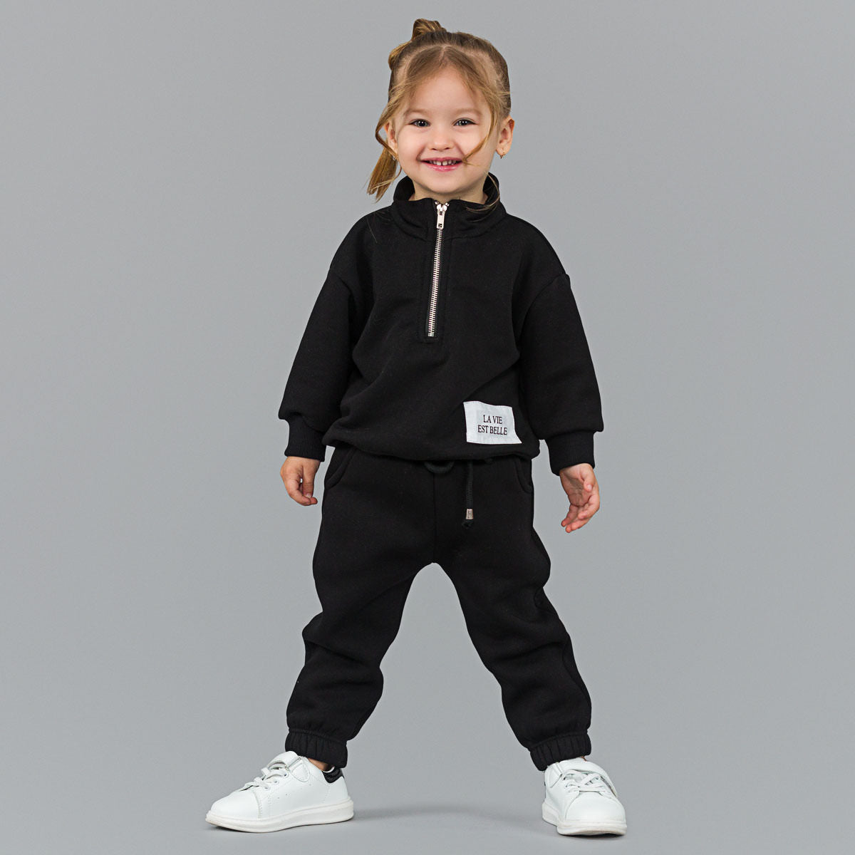 Set hanorace de familie negru cu fermoar si mesaj brodat
