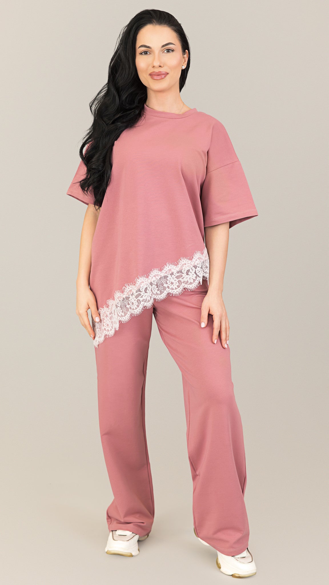 Compleu dama mesa rose cu aplicatie de dantela