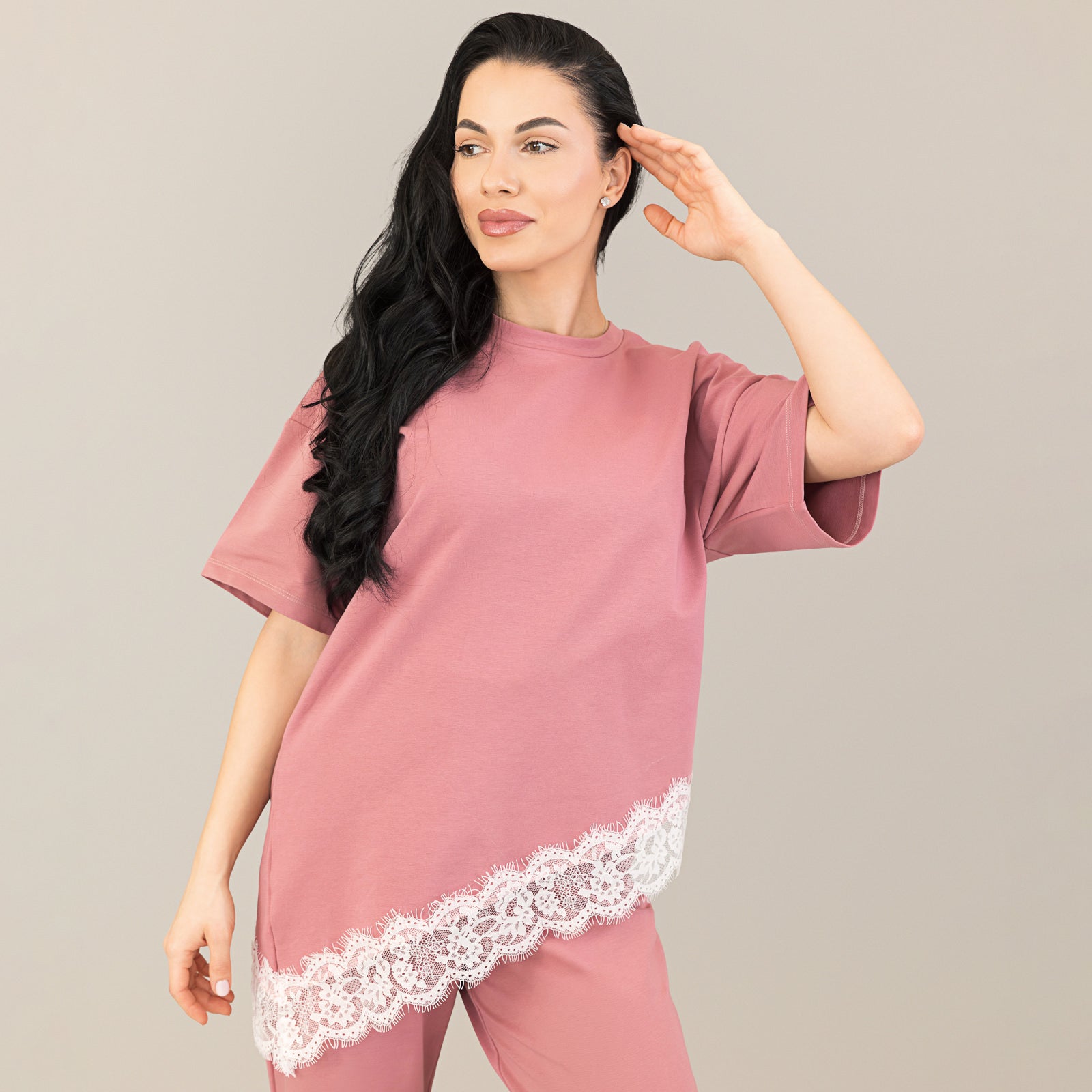 Compleu dama mesa rose cu aplicatie de dantela