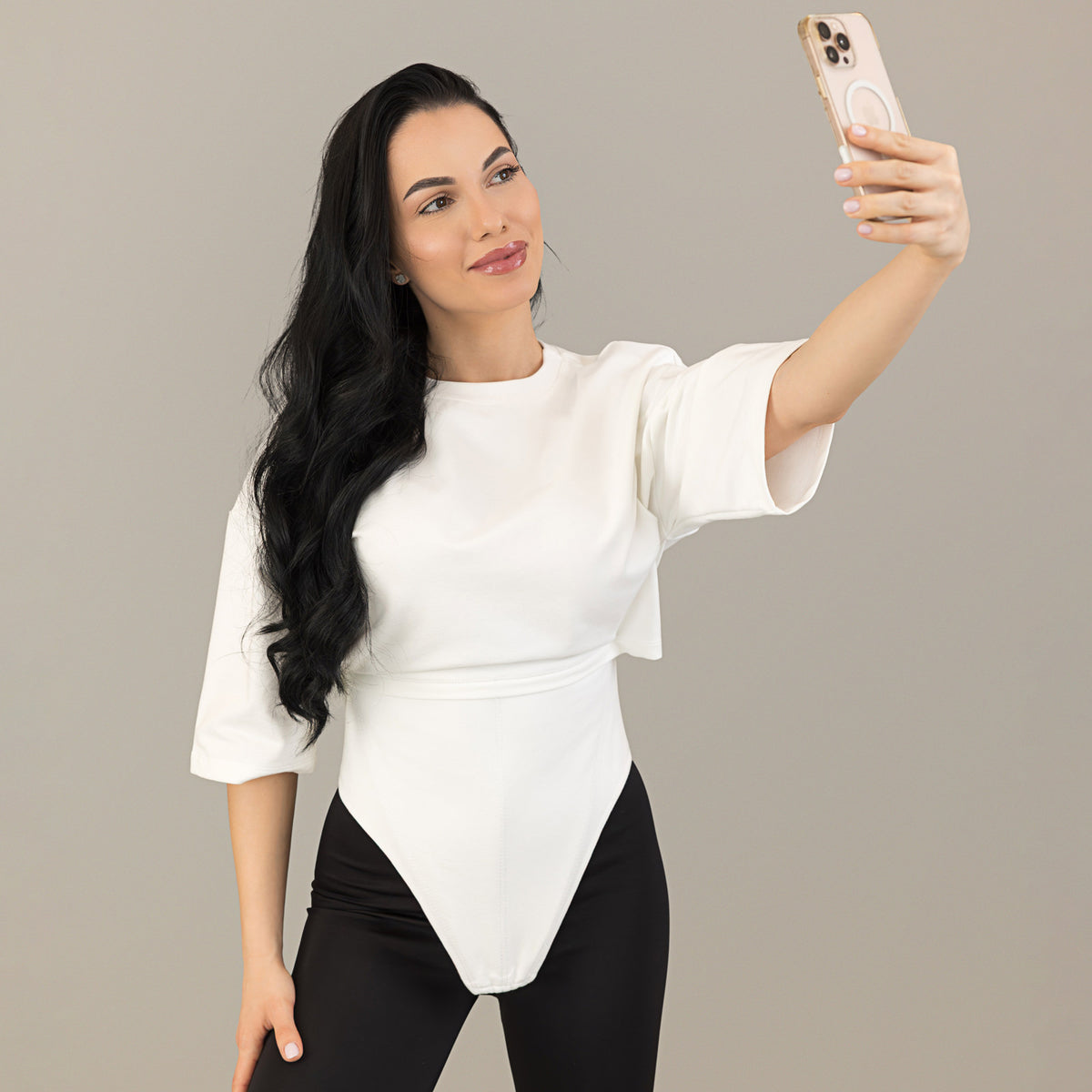 Tricou off white din bumbac premium cu corset