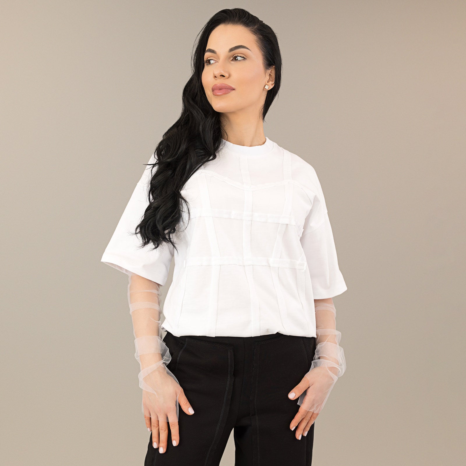 Compleu dama alb - negru cu elemente de corset si maneci din tull detasabile