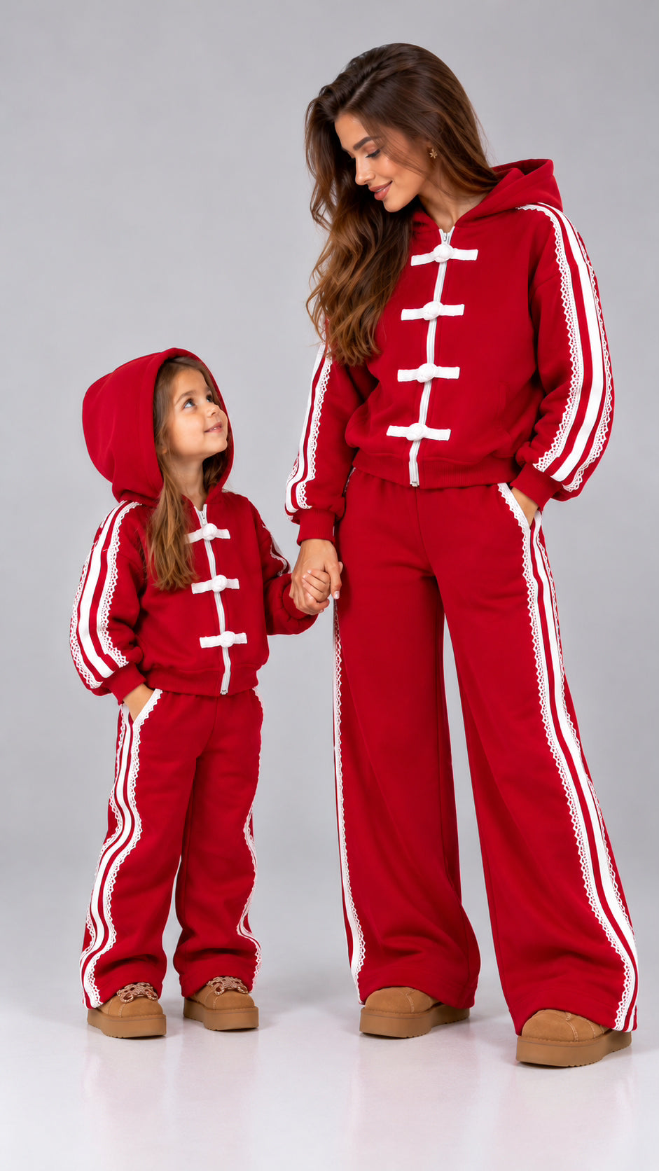 Set treninguri mama fiica rosu cu noduri decorative si dantela contrastanta
