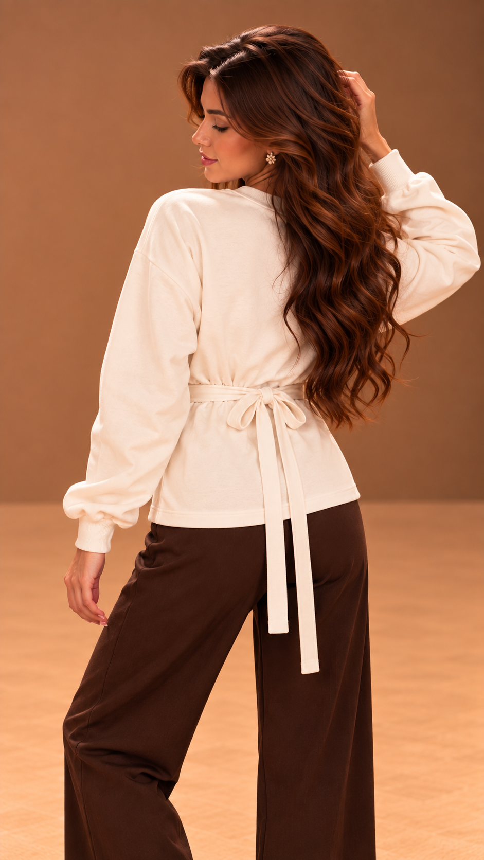 Bluza dama off white cu detaliu tip corset si dantela brodata