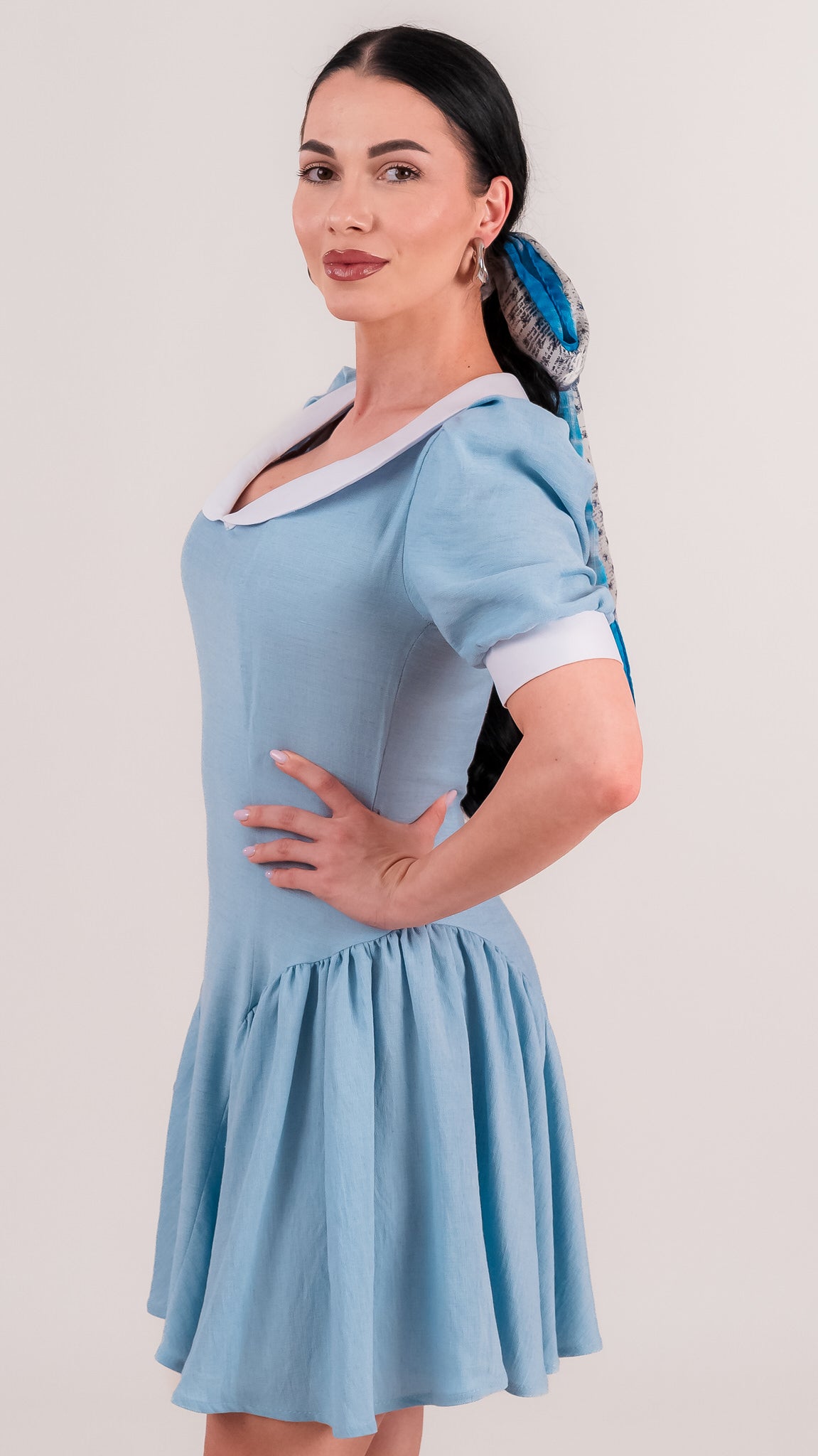 Rochie dama bleu din in cu guler alb si falduri