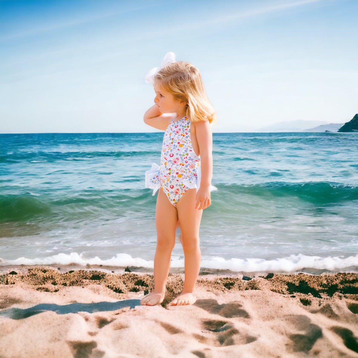 Costum de baie fete cu funde supradimesionate si imprimeu cu flori