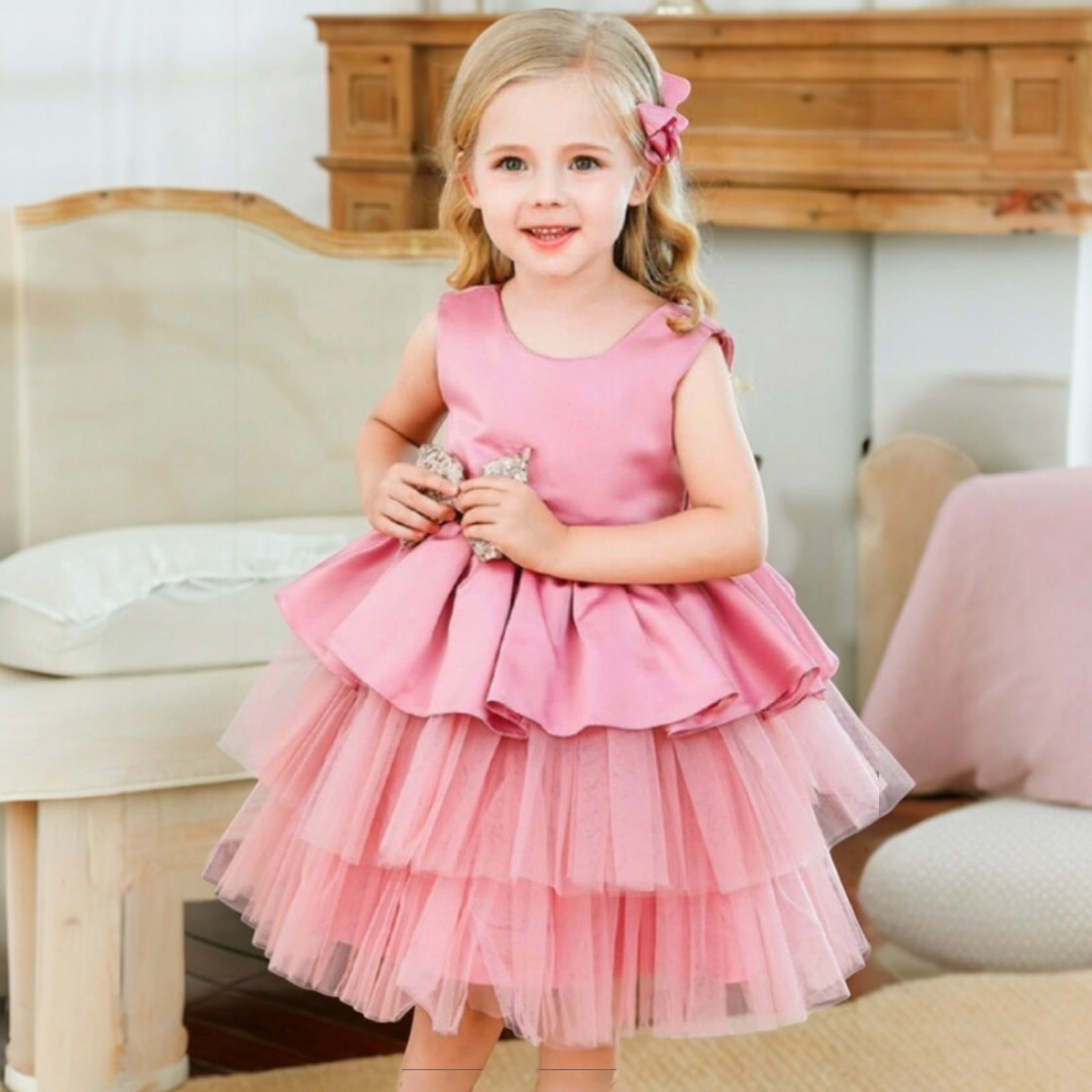 Rochie fete roz pudra cu tul si funda cu paiete Glamorous