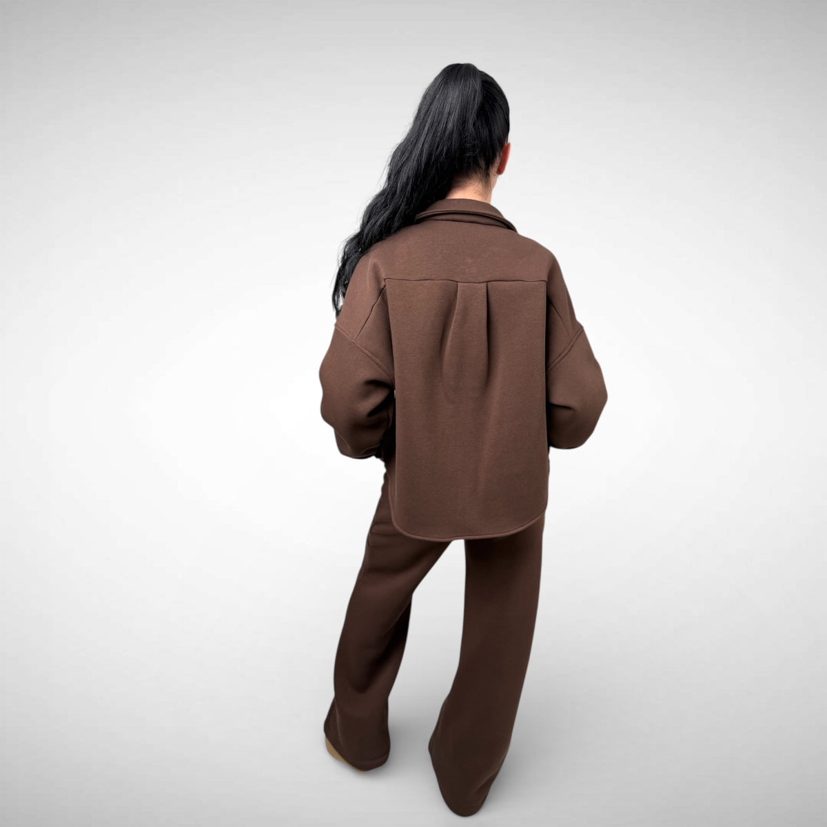 Trening dama maro ciocolata format din jacheta tip camasa si pantaloni largi