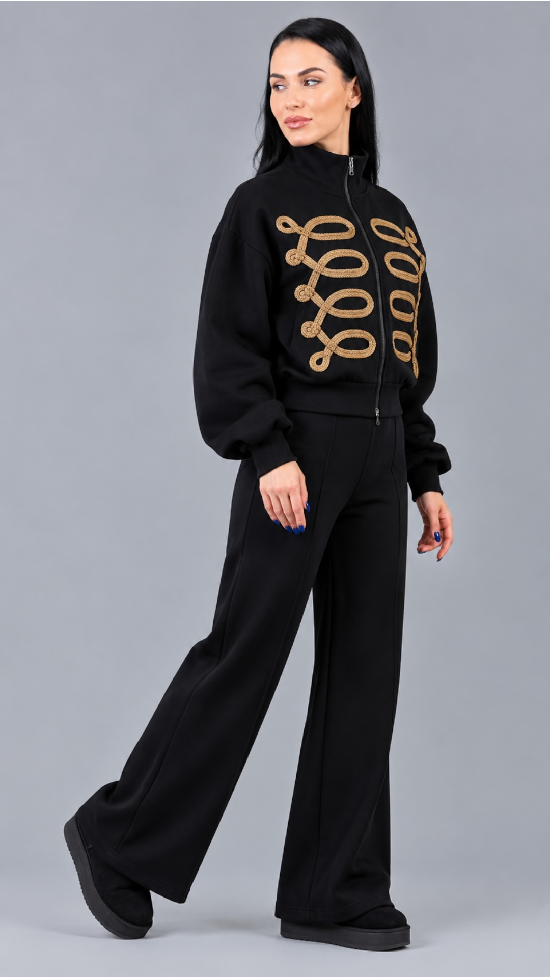 Trening dama negru format din hanorac bomber cu ornamente in stil militar si pantaloni largi