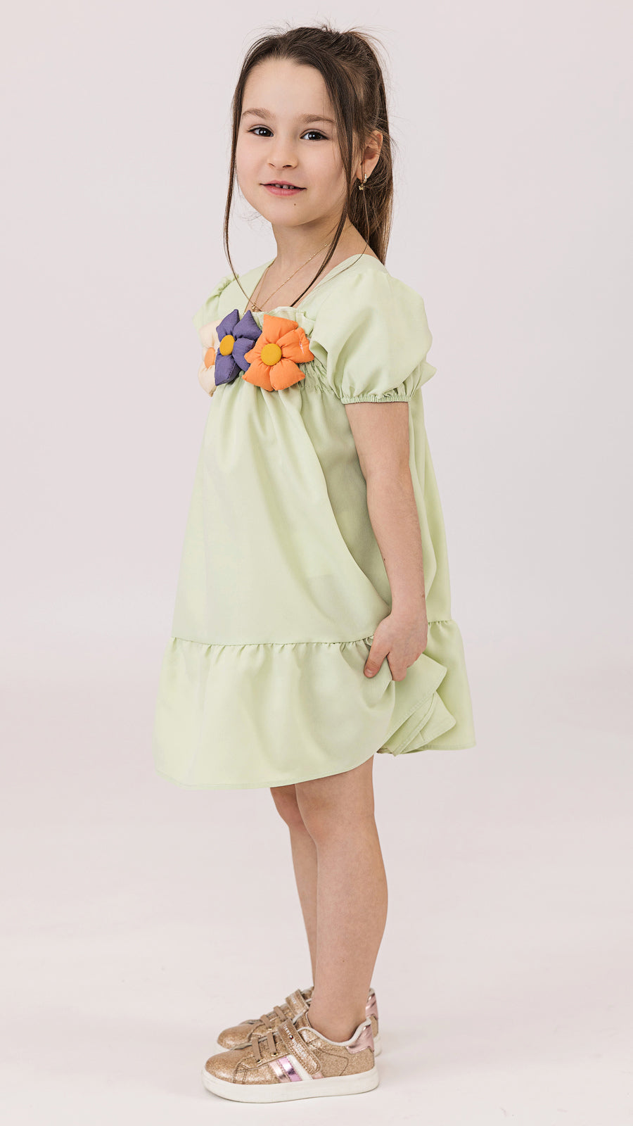 Rochie fete verde cu flori aplicate Floralina