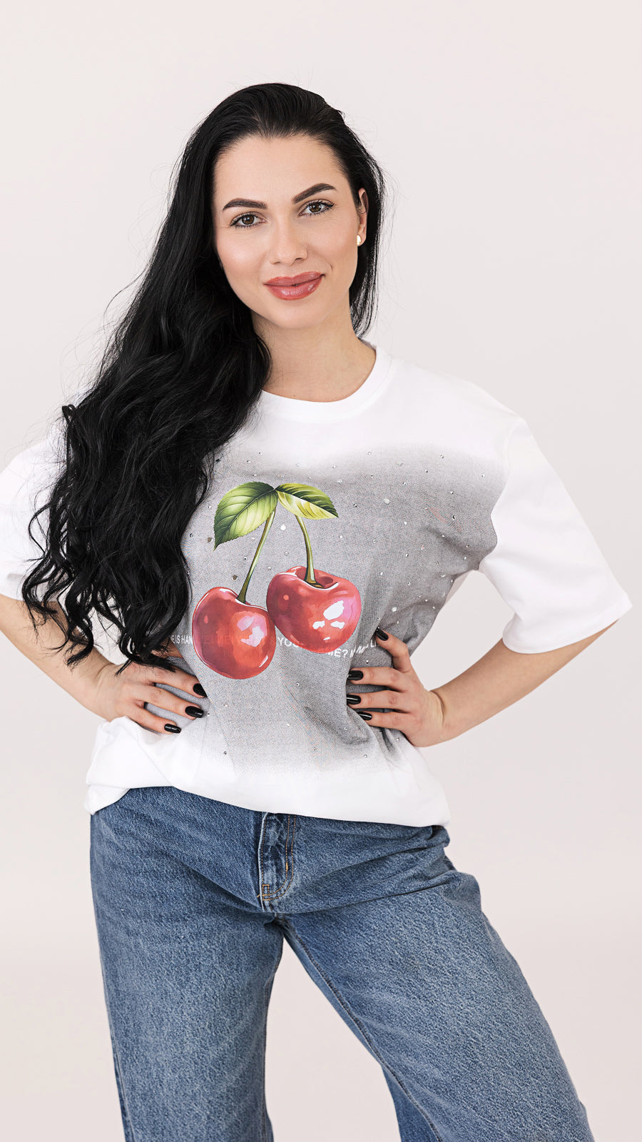Tricou dama alb cu imprimeu cu cirese si strasuri