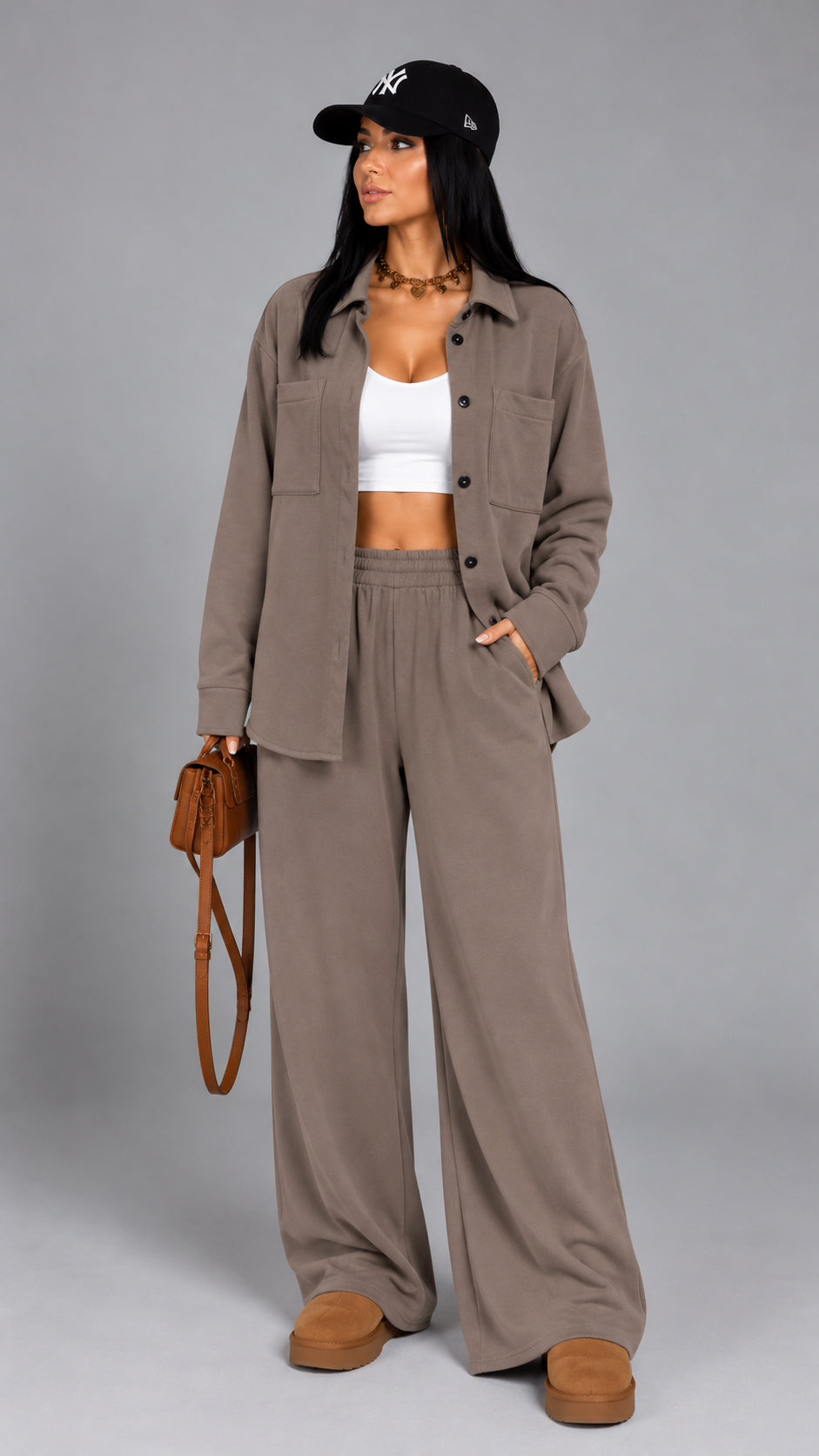 Trening dama cappuccino format din jacheta tip camasa oversize si pantaloni largi