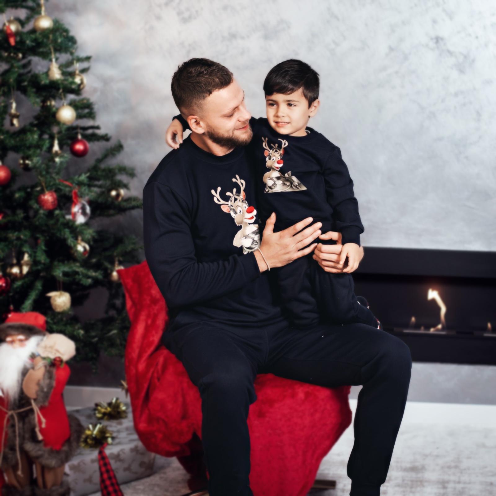 Set Treninguri de familie de Craciun – „Dj Rudolph” - Bleumarin