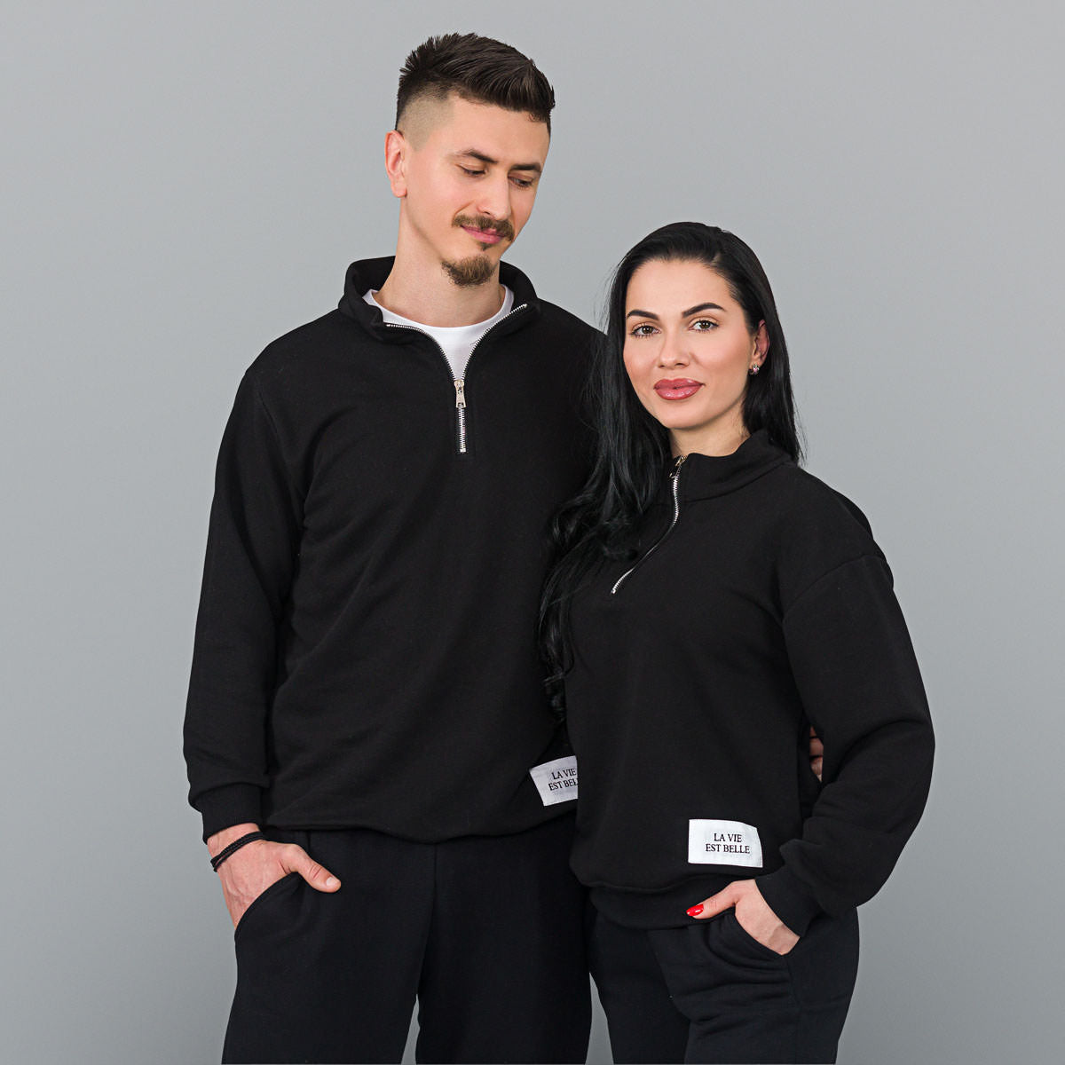 Set hanorace de familie negru cu fermoar si mesaj brodat