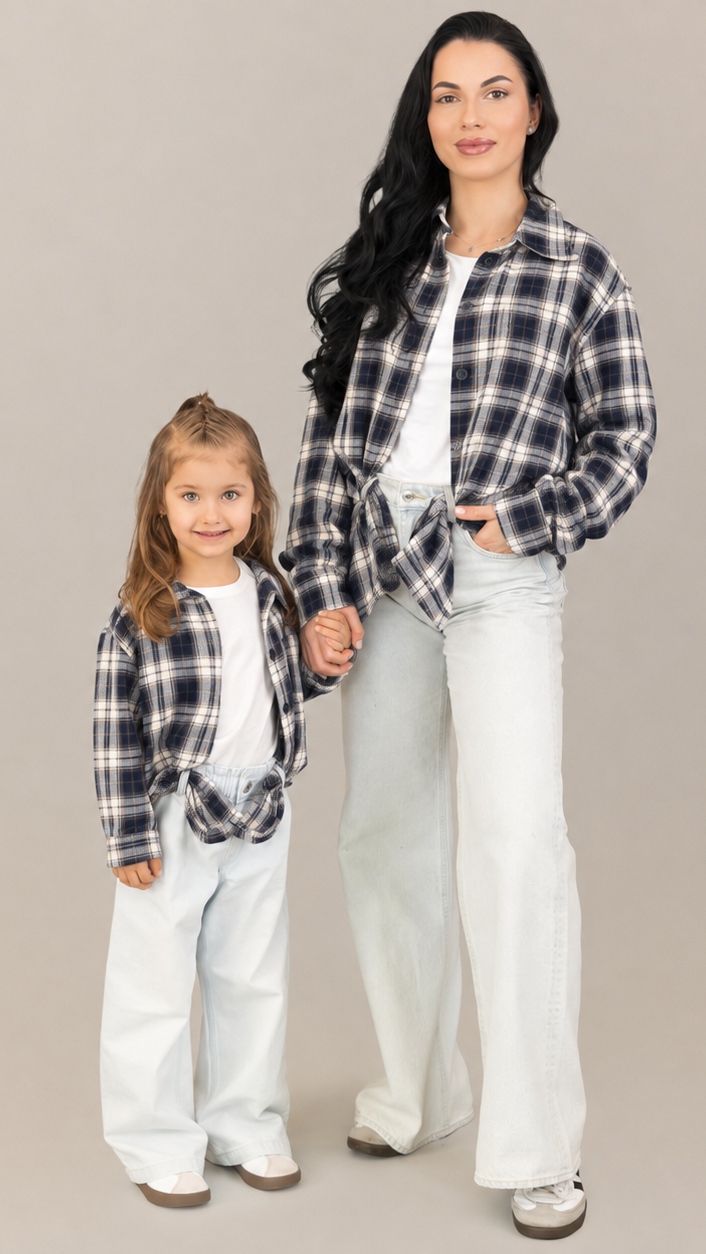 Set camasi mama copil in carouri bleumarin-crem, oversize