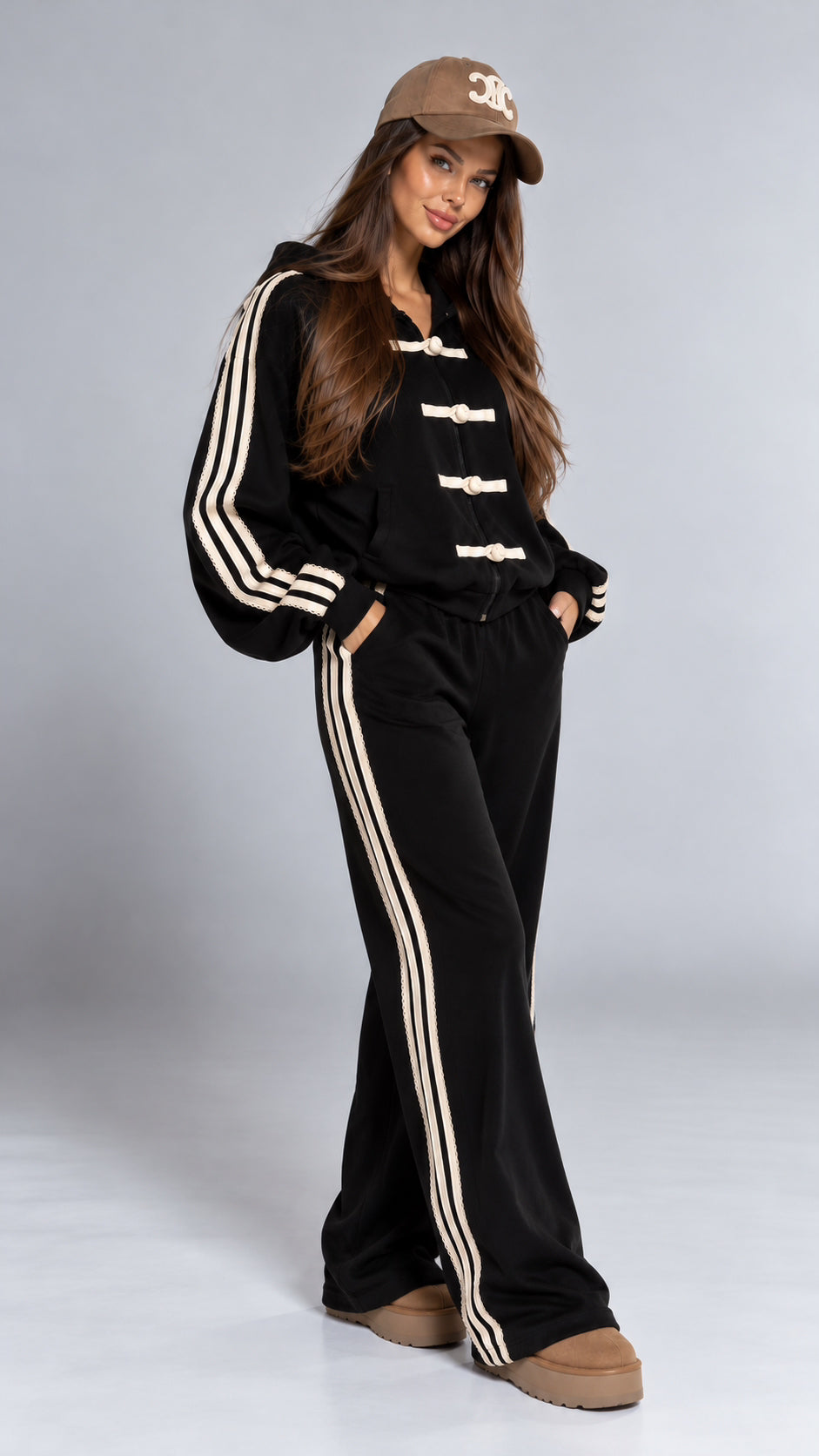 Trening dama negru cu noduri decorative si dantela contrastanta