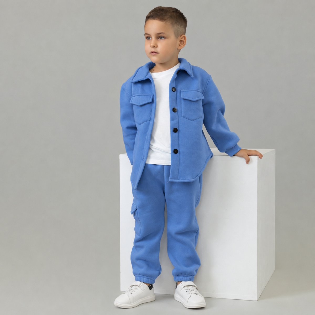 Trening baieti albastru format din jacheta tip camasa si pantaloni jogger