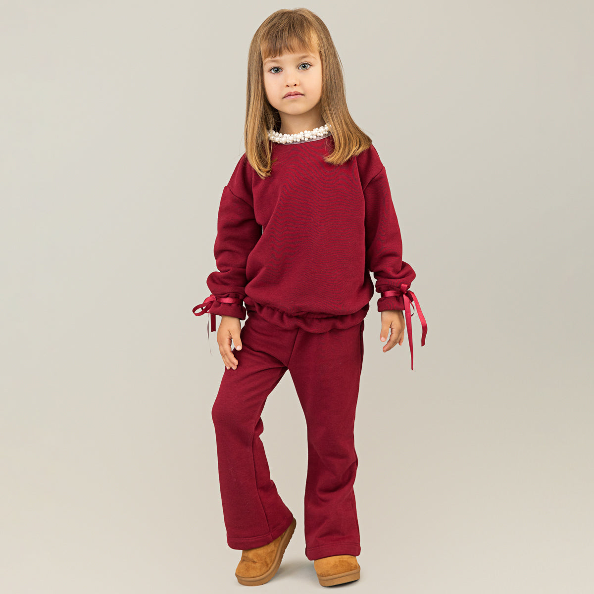 Trening fete burgundy cu perle la guler