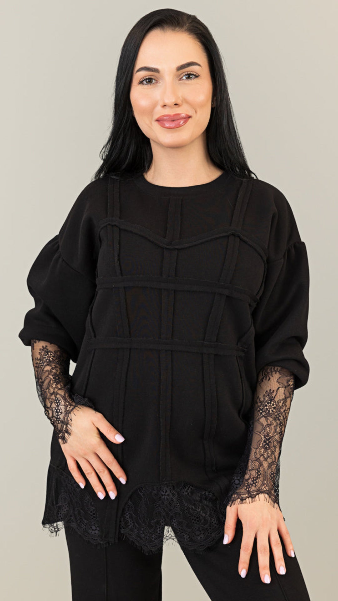 Trening dama negru cu bandaje tip corset si dantela chantilly