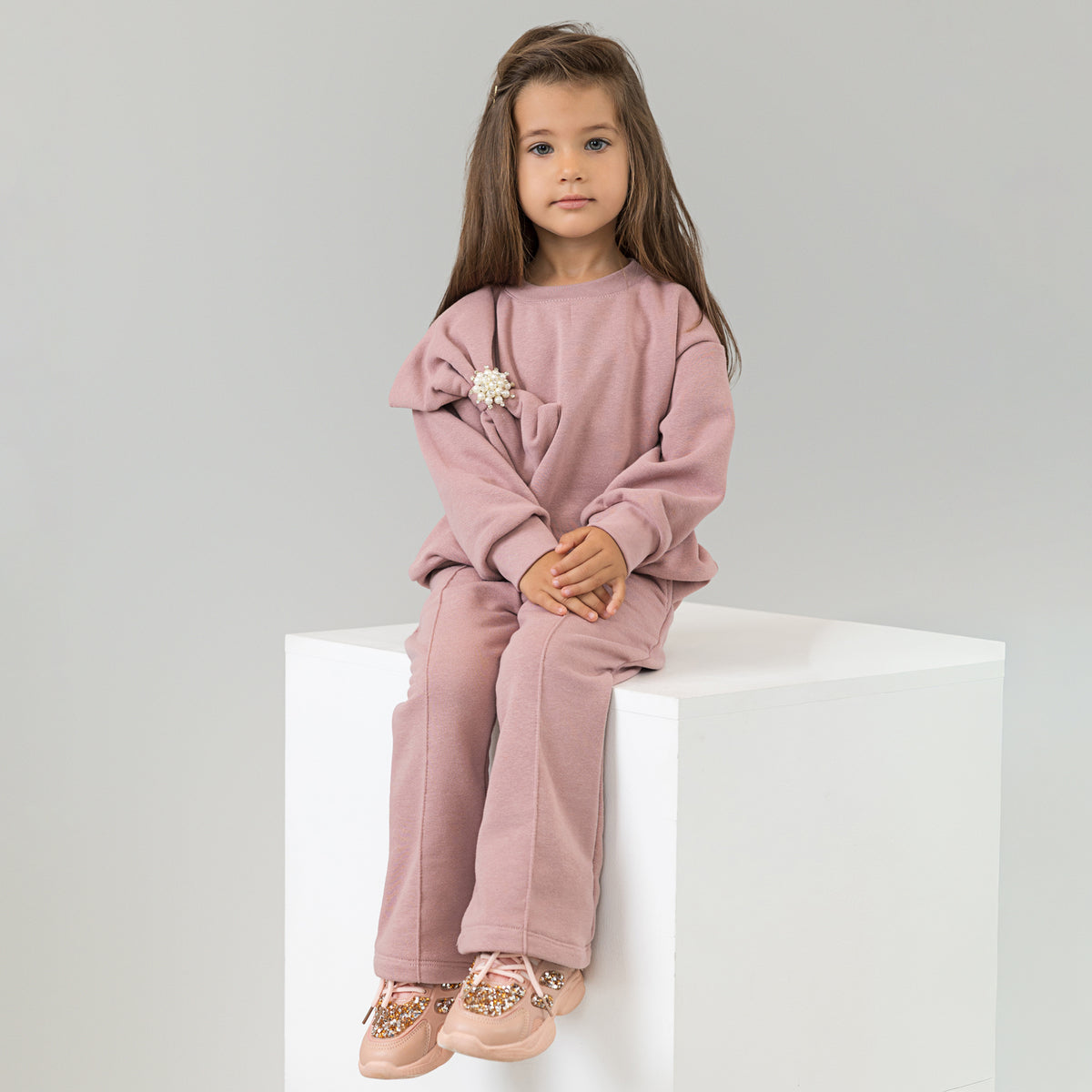 Set treninguri mama fiica roz pudra cu funda supradimensionata decorata cu perle