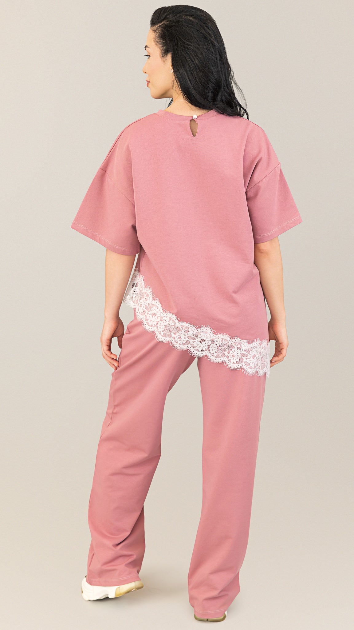 Compleu dama mesa rose cu aplicatie de dantela