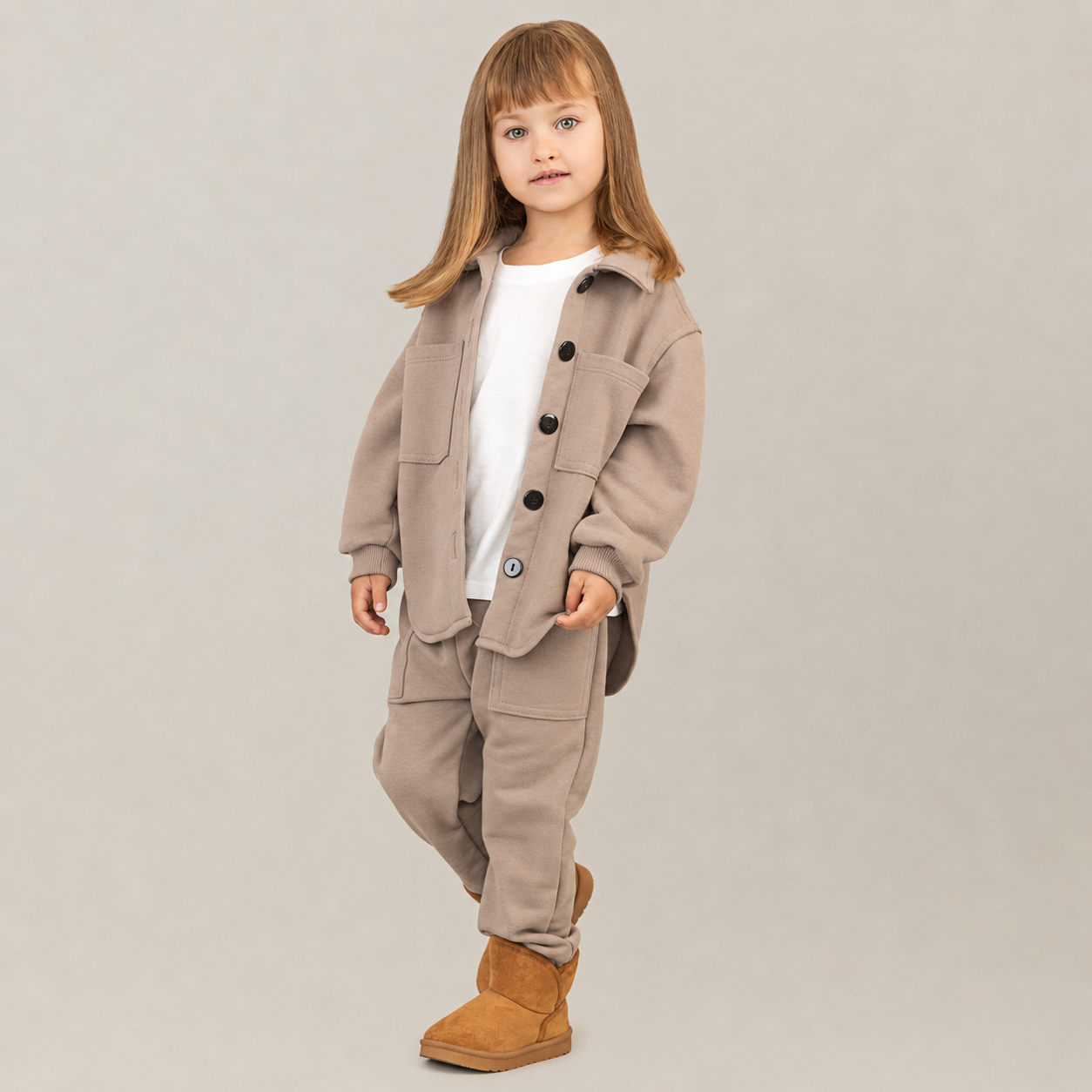 Trening fete cappuccino format din jacheta tip camasa si pantaloni jogger