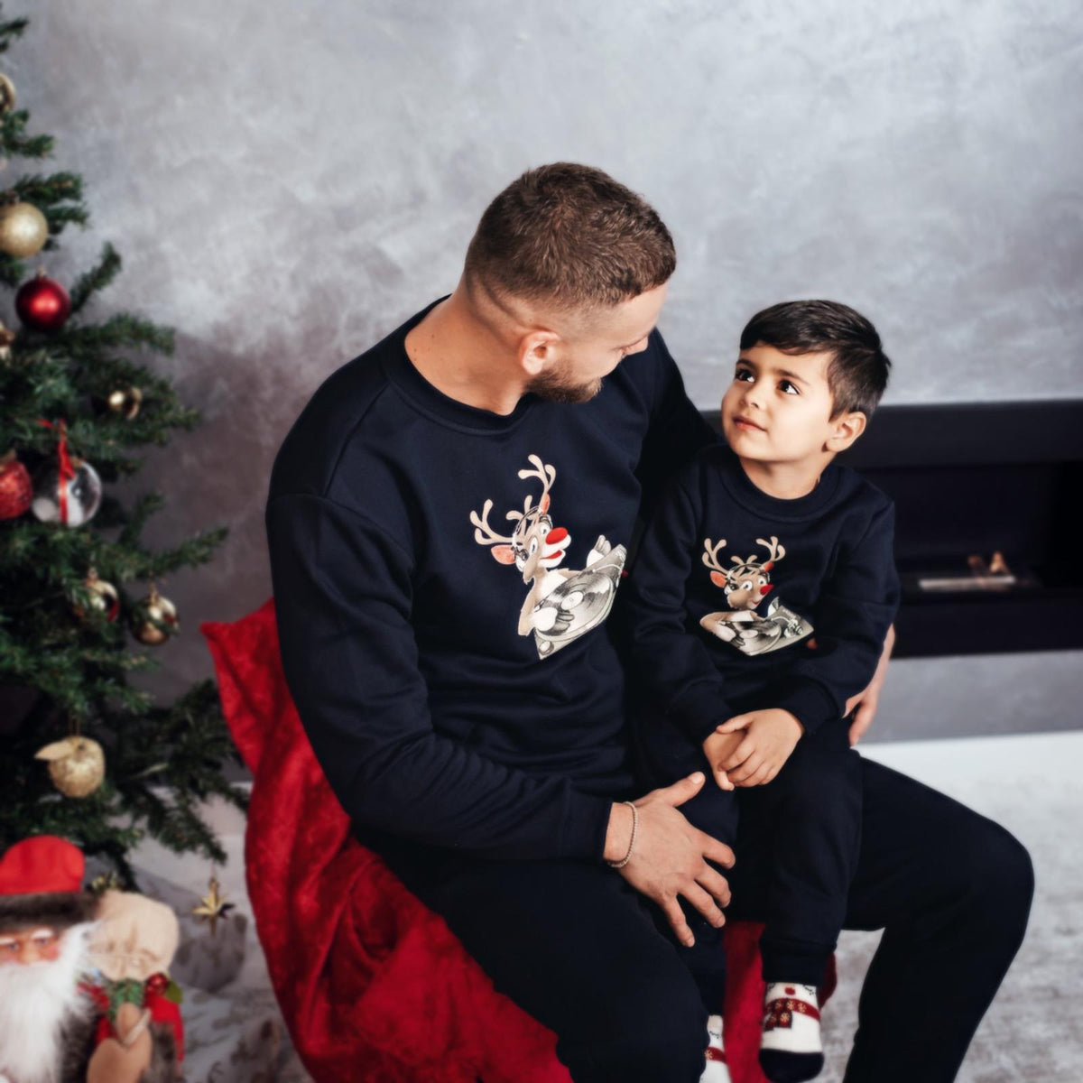 Set Treninguri de familie de Craciun – „Dj Rudolph” - Bleumarin
