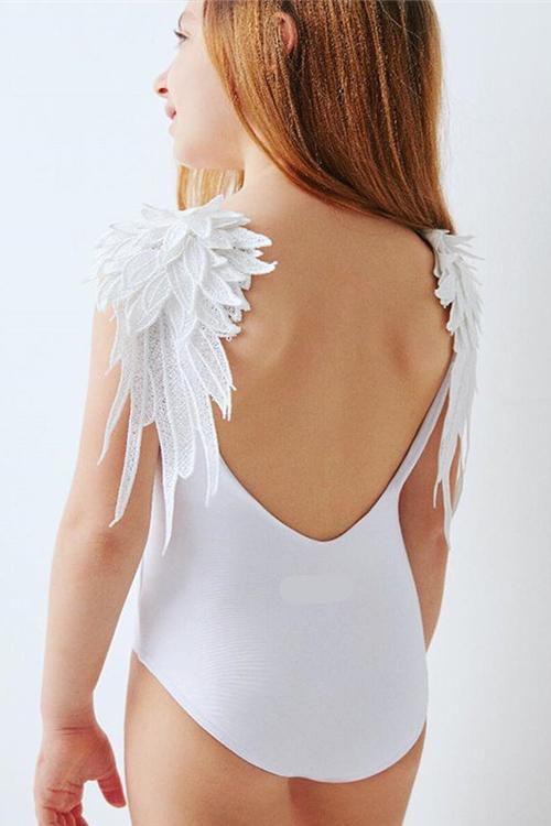 Set costume de baie mama fiica model intreg alb cu broderie aplicata