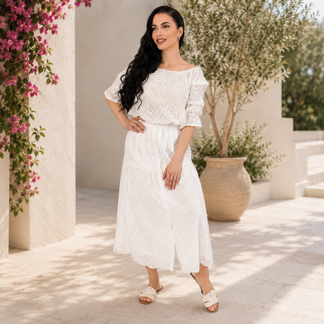 Set 2 piese din bumbac cu broderie tip anglaise – bluza si fustă midi alba