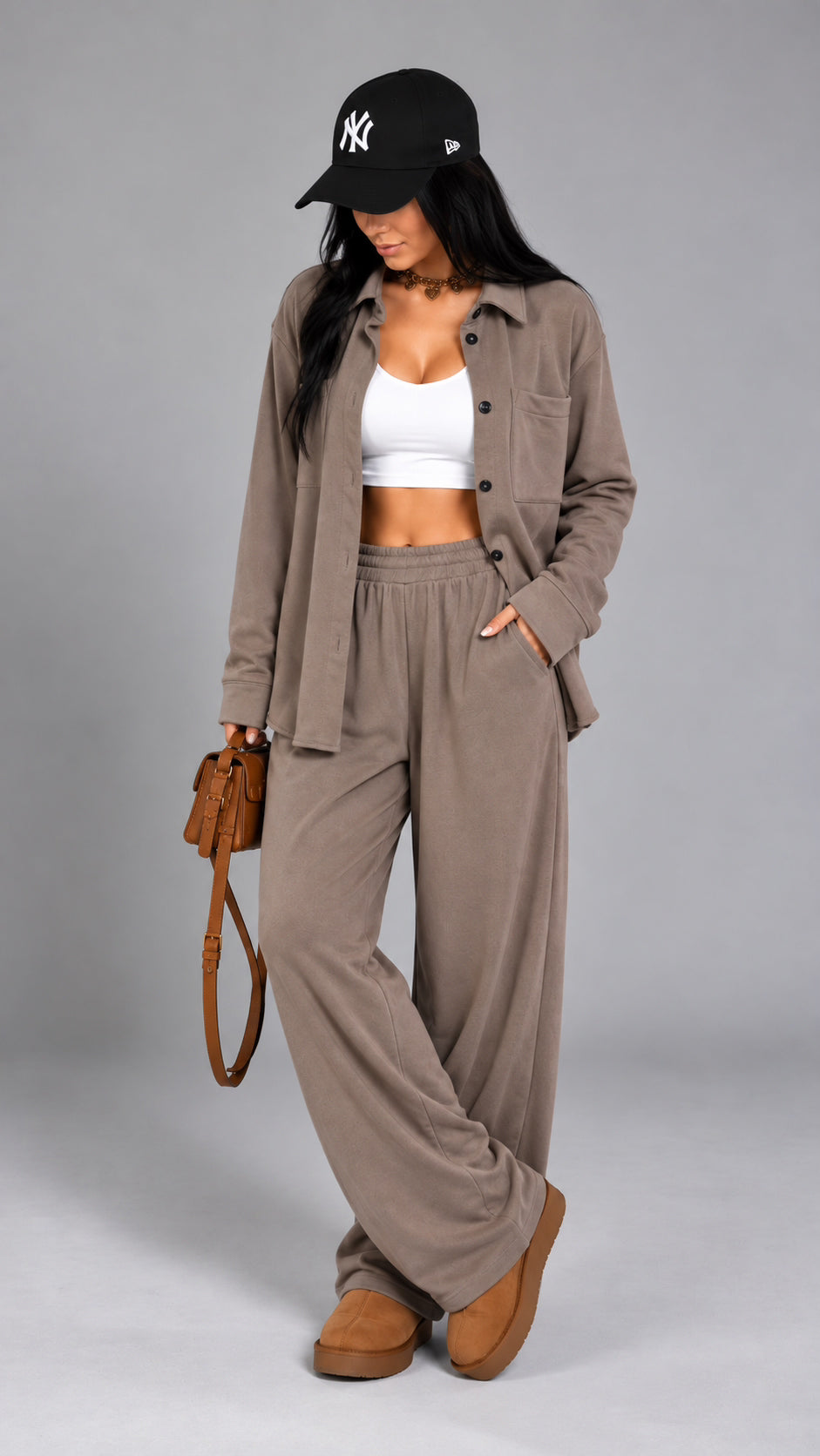 Trening dama cappuccino format din jacheta tip camasa oversize si pantaloni largi
