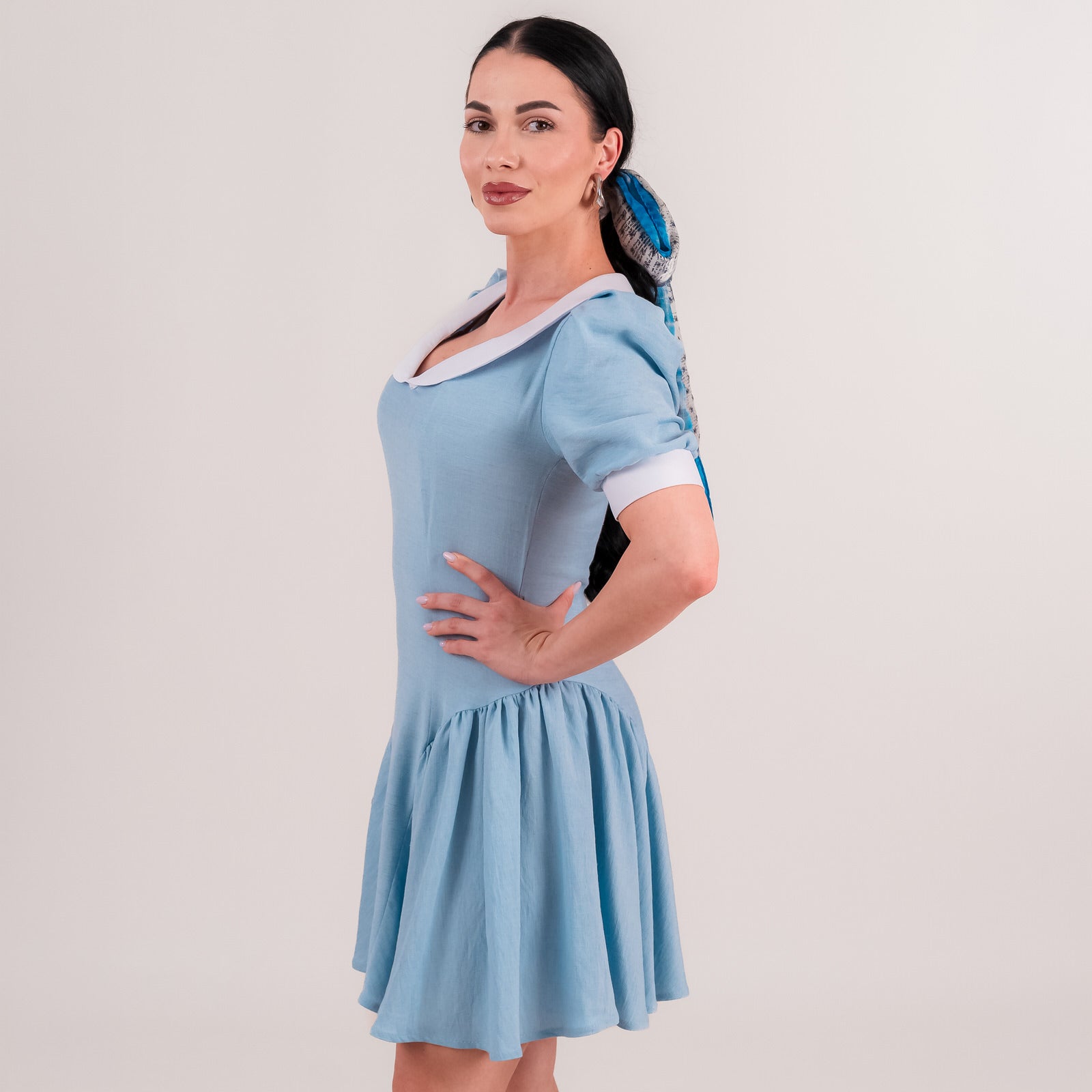 Rochie dama bleu din in cu guler alb si falduri