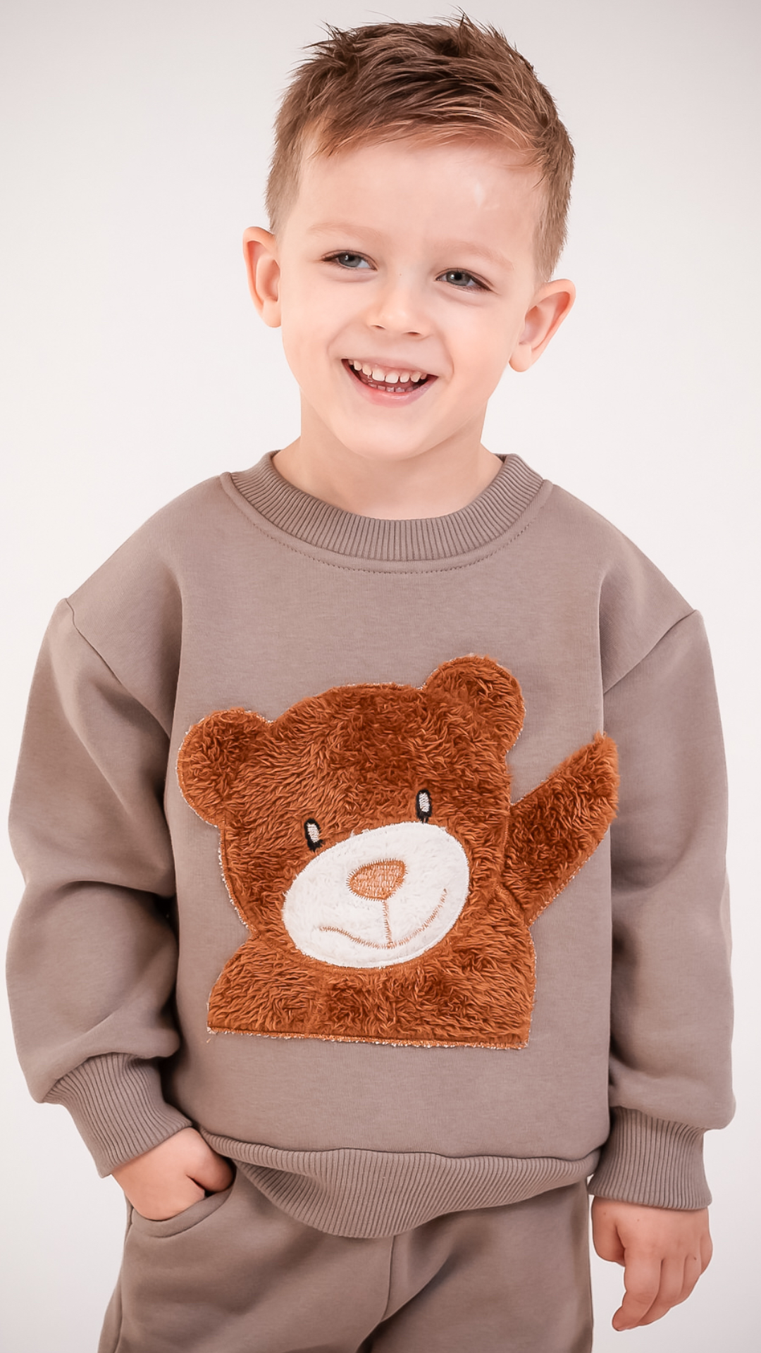 Trening baieti cappuccino cu aplicatie plusata 3D in forma de teddy bear