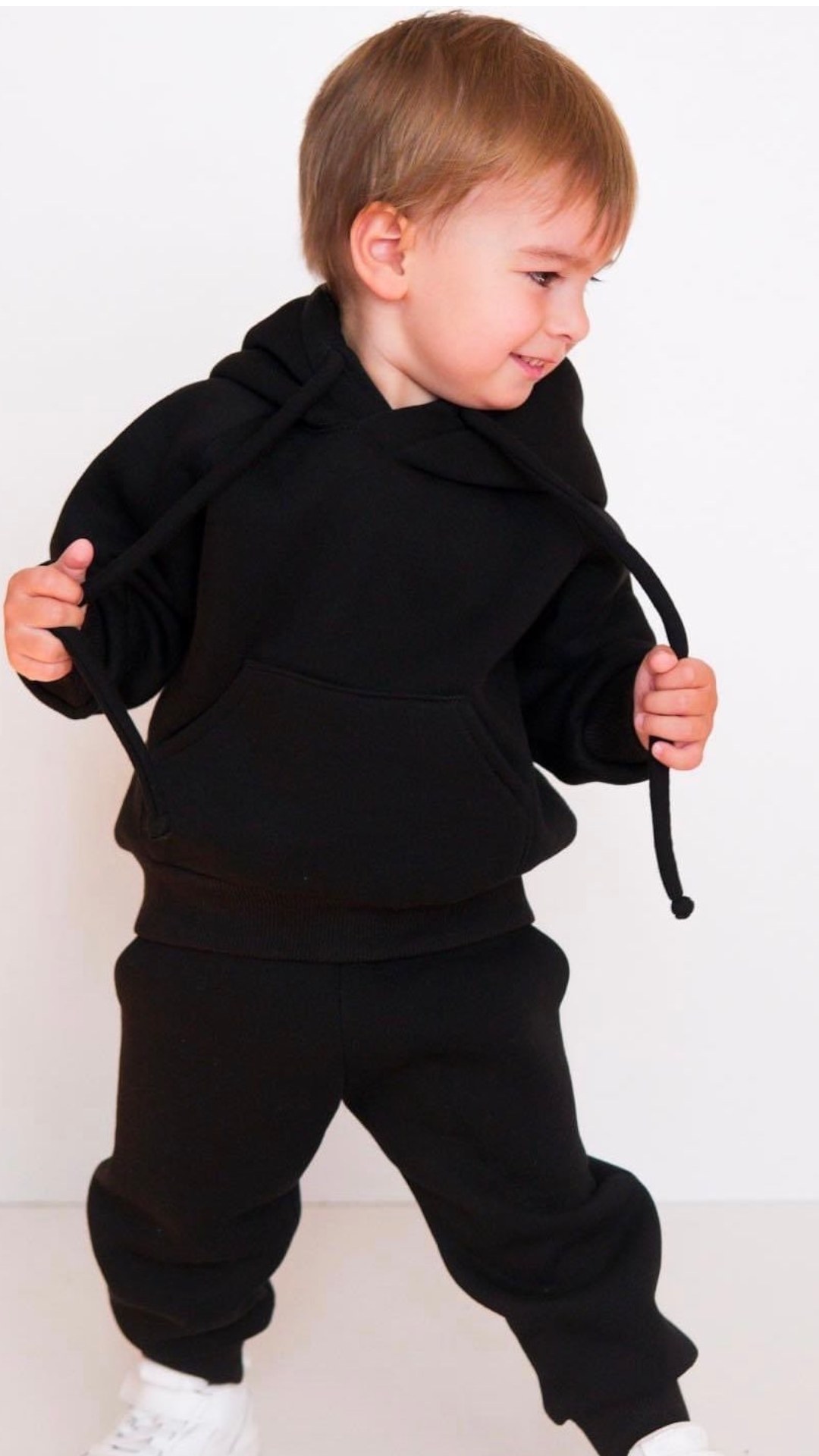 Trening baieti negru format din hanorac oversize si pantaloni jogger