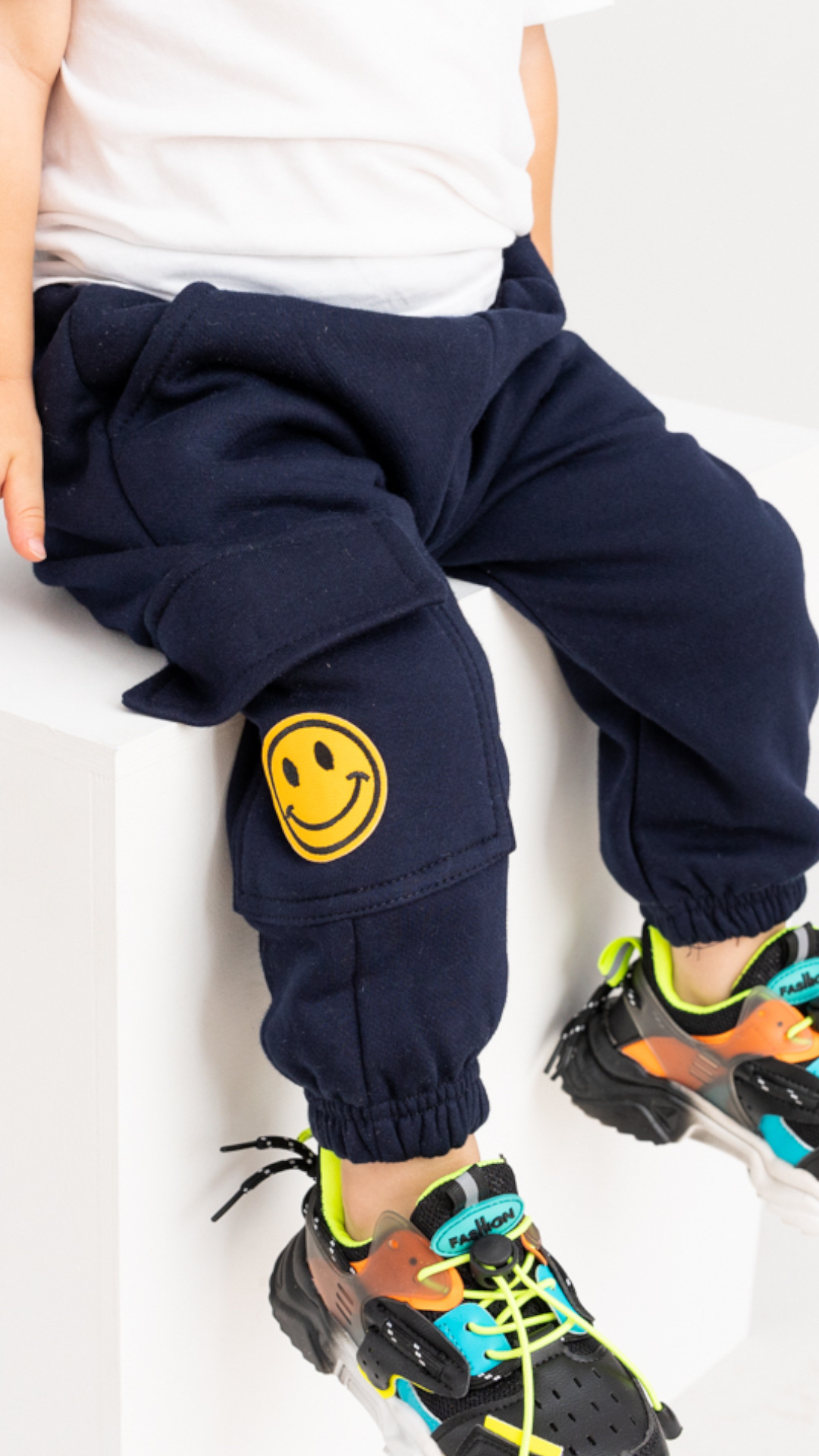 Pantaloni trening baieti bleumarin cargo - Smiley Face