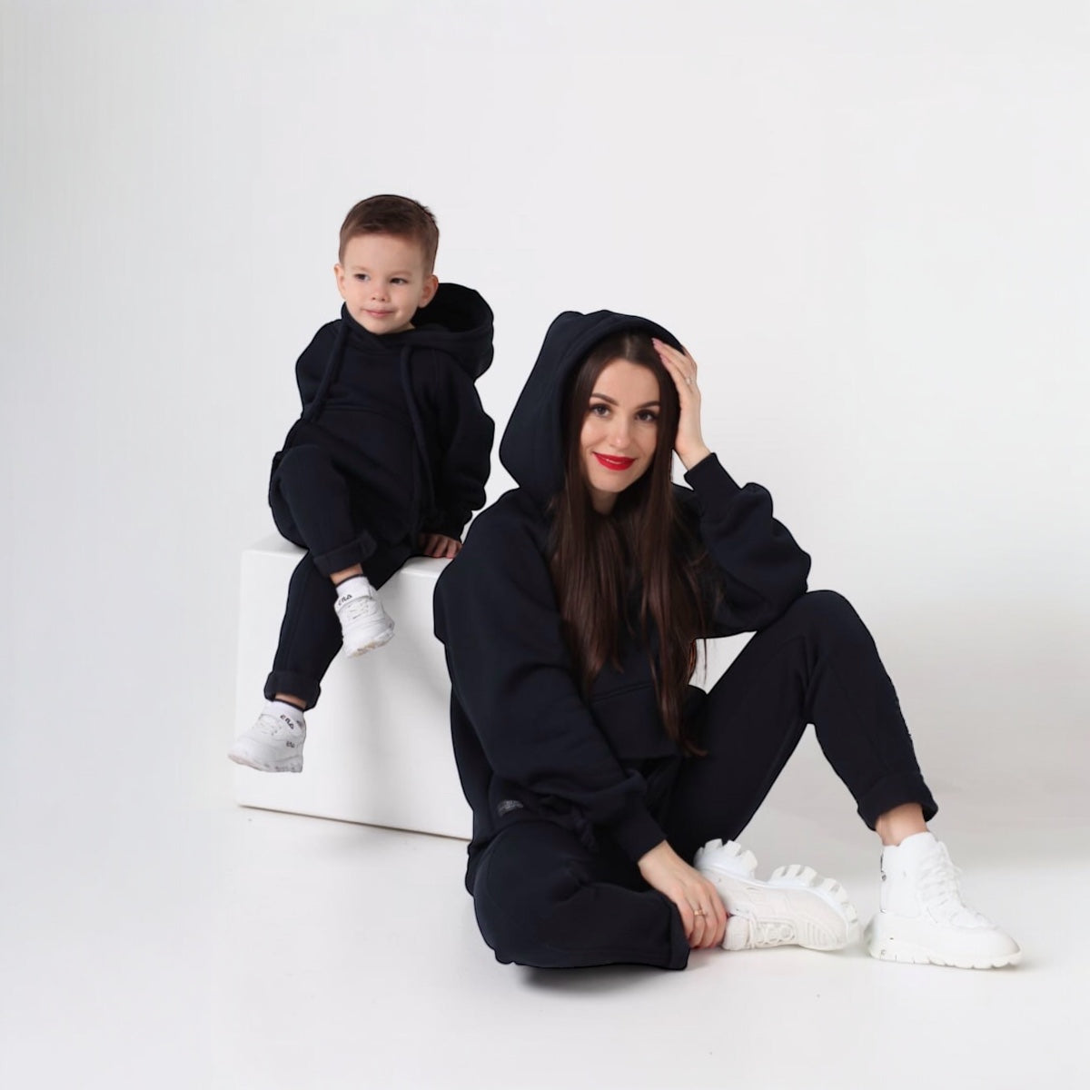 Set treninguri mama copil negru cu snur supradimensionat