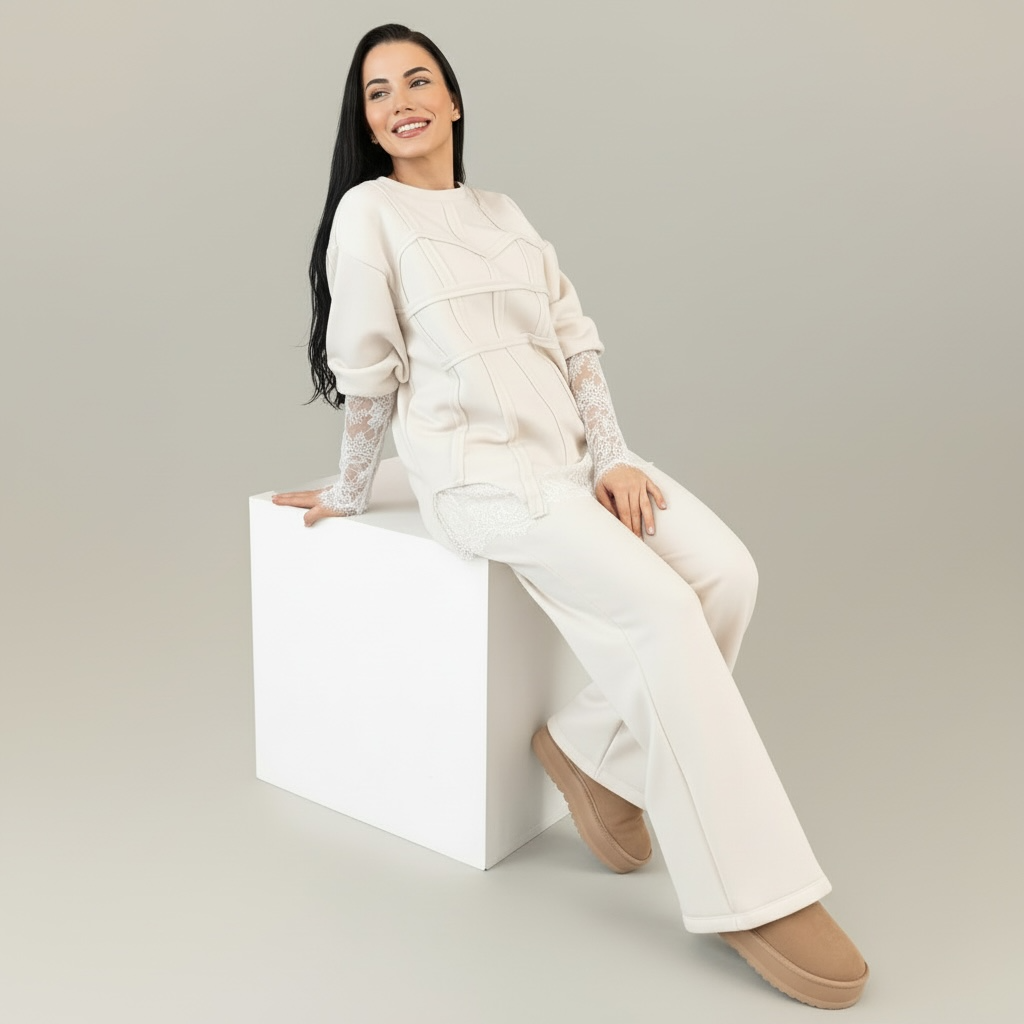 Trening dama off white cu bandaje tip corset si dantela chantilly