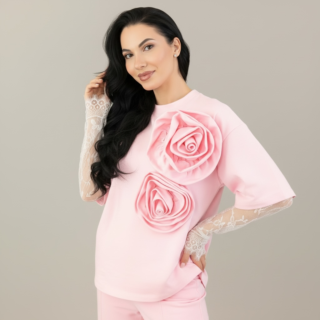 Compleu dama roz cu flori aplicate si maneci din dantela chantilly detasabile