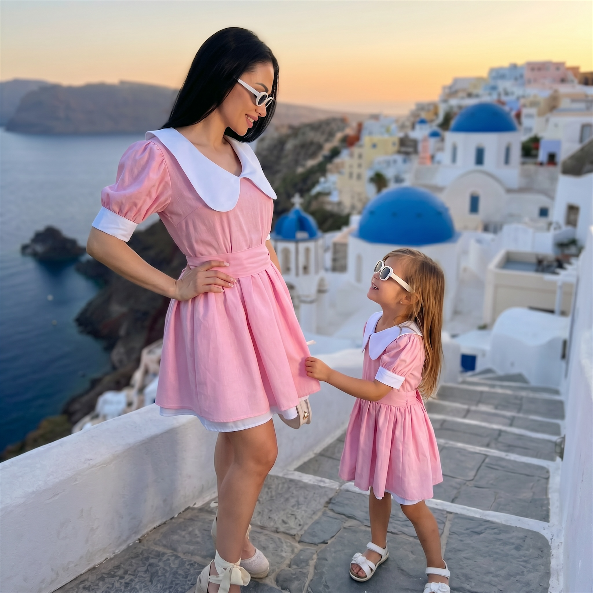 Set rochii mama fiica baby doll roz din in cu guler alb si maneci bufante
