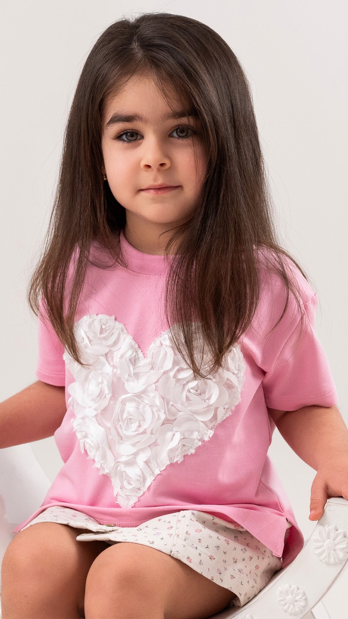 Set tricouri mama fiica roz din bumbac premium cu aplicatie in forma de inima
