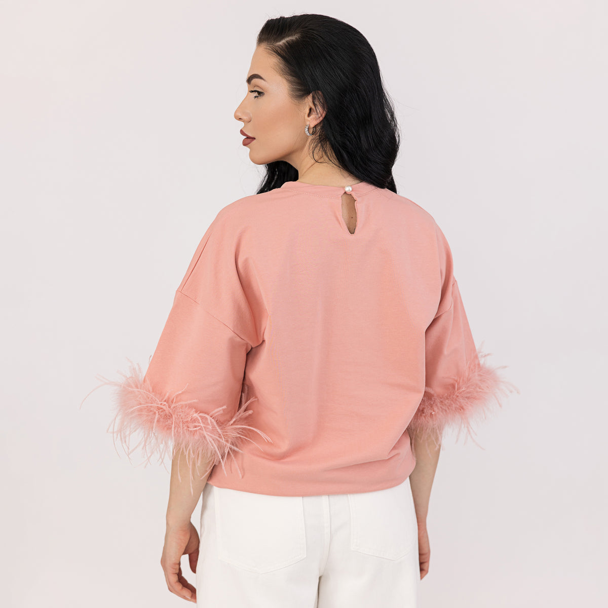 Tricou dama coral cu pene de strut asortate