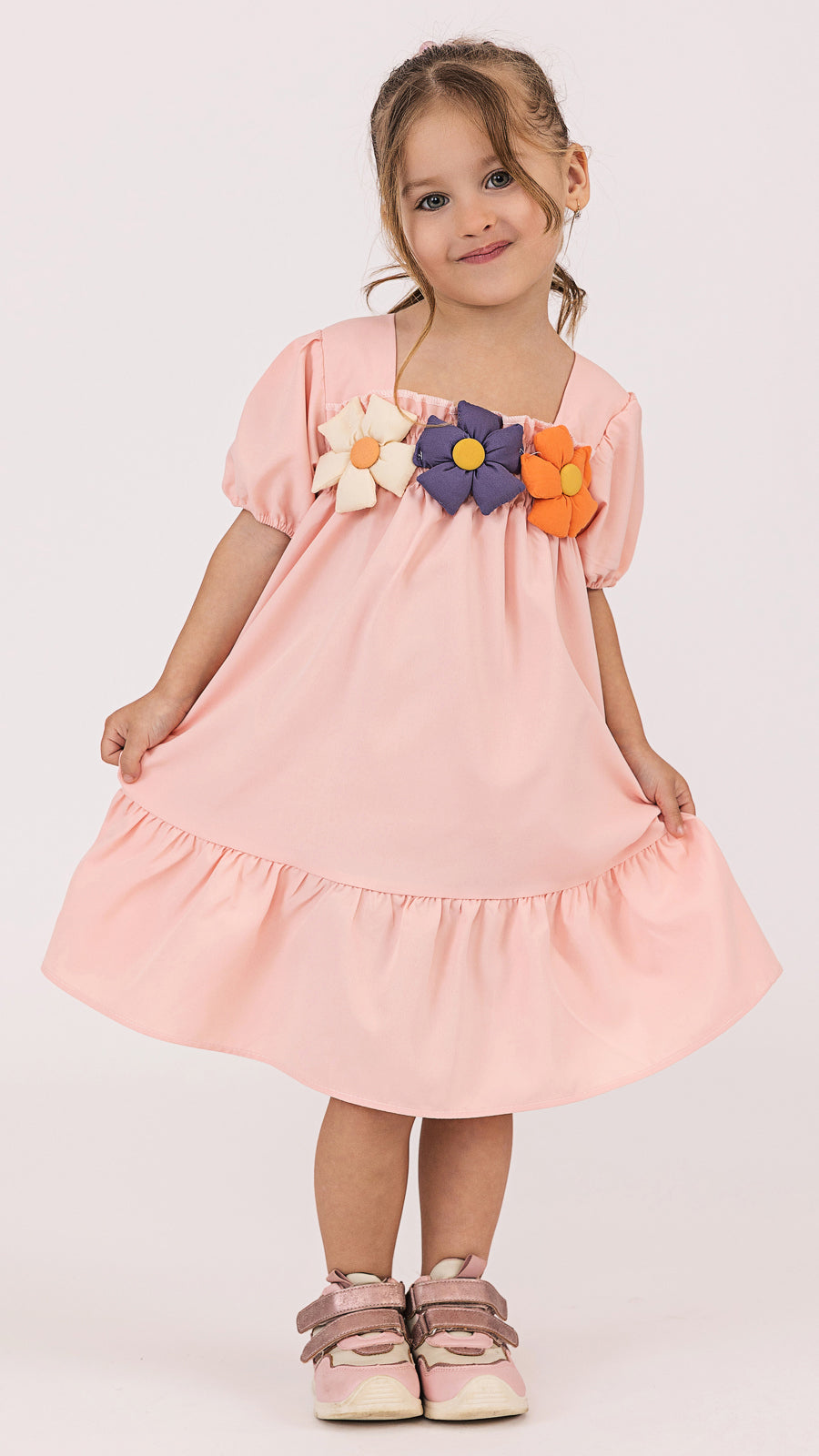 Rochie fete roz cu flori aplicate Floralina