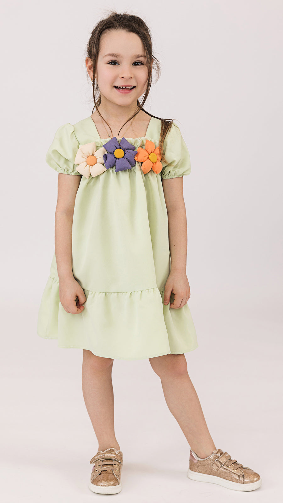 Rochie fete verde cu flori aplicate Floralina