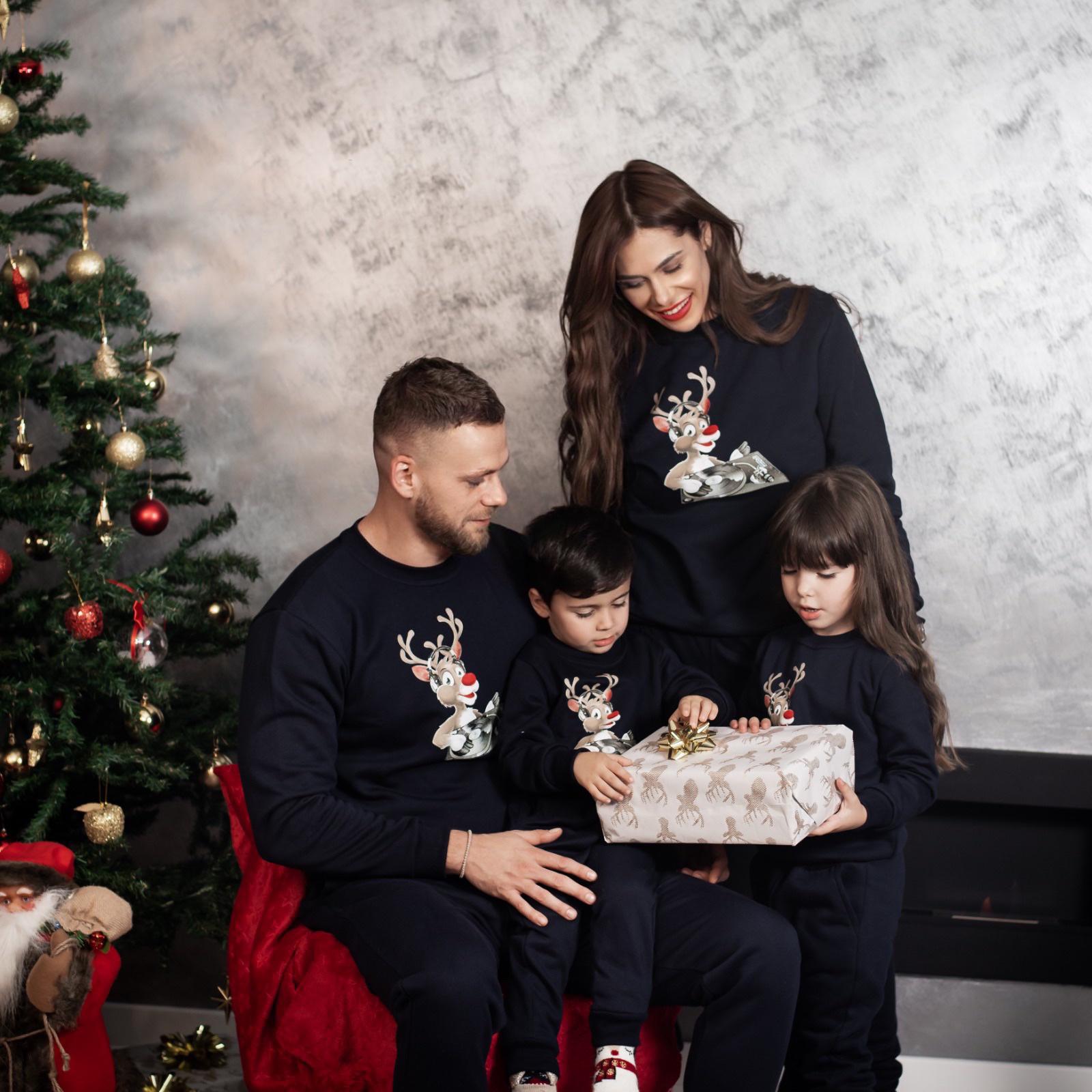 Set Treninguri de familie de Craciun – „Dj Rudolph” - Bleumarin